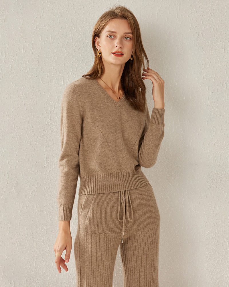 Basic V-Neck Cashmere Sweater