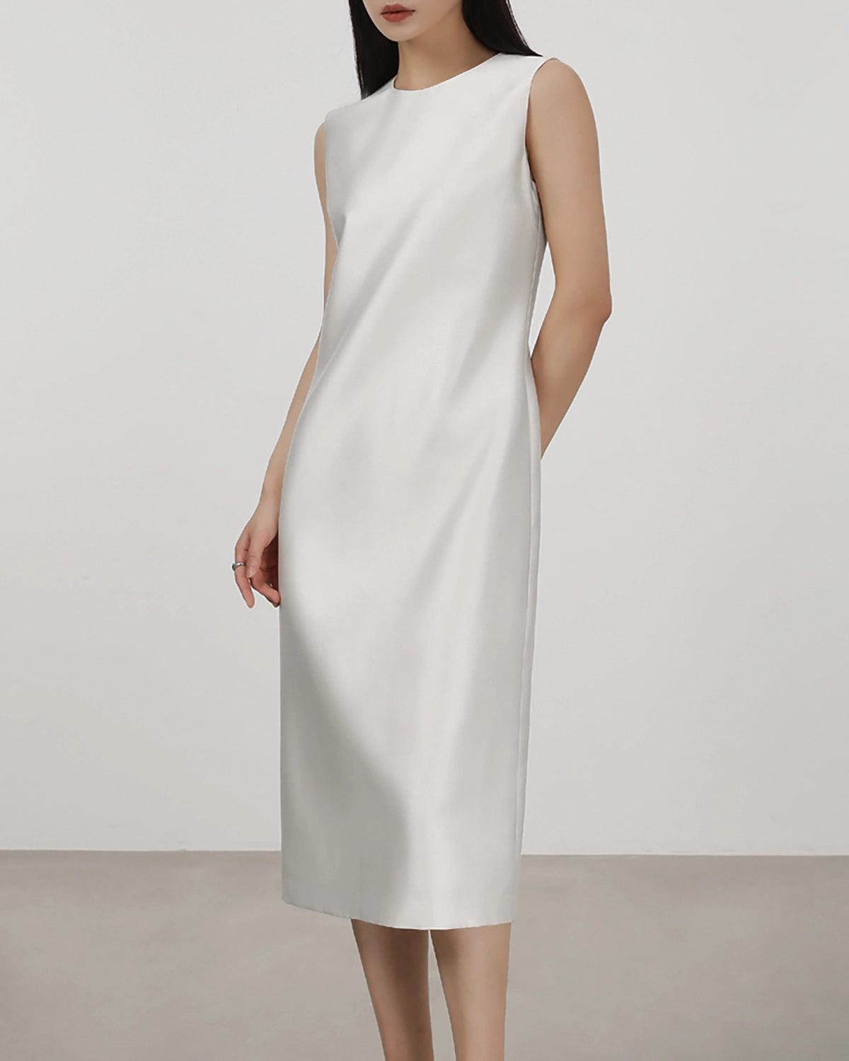 40 Momme Silk Sleeveless Midi Dress