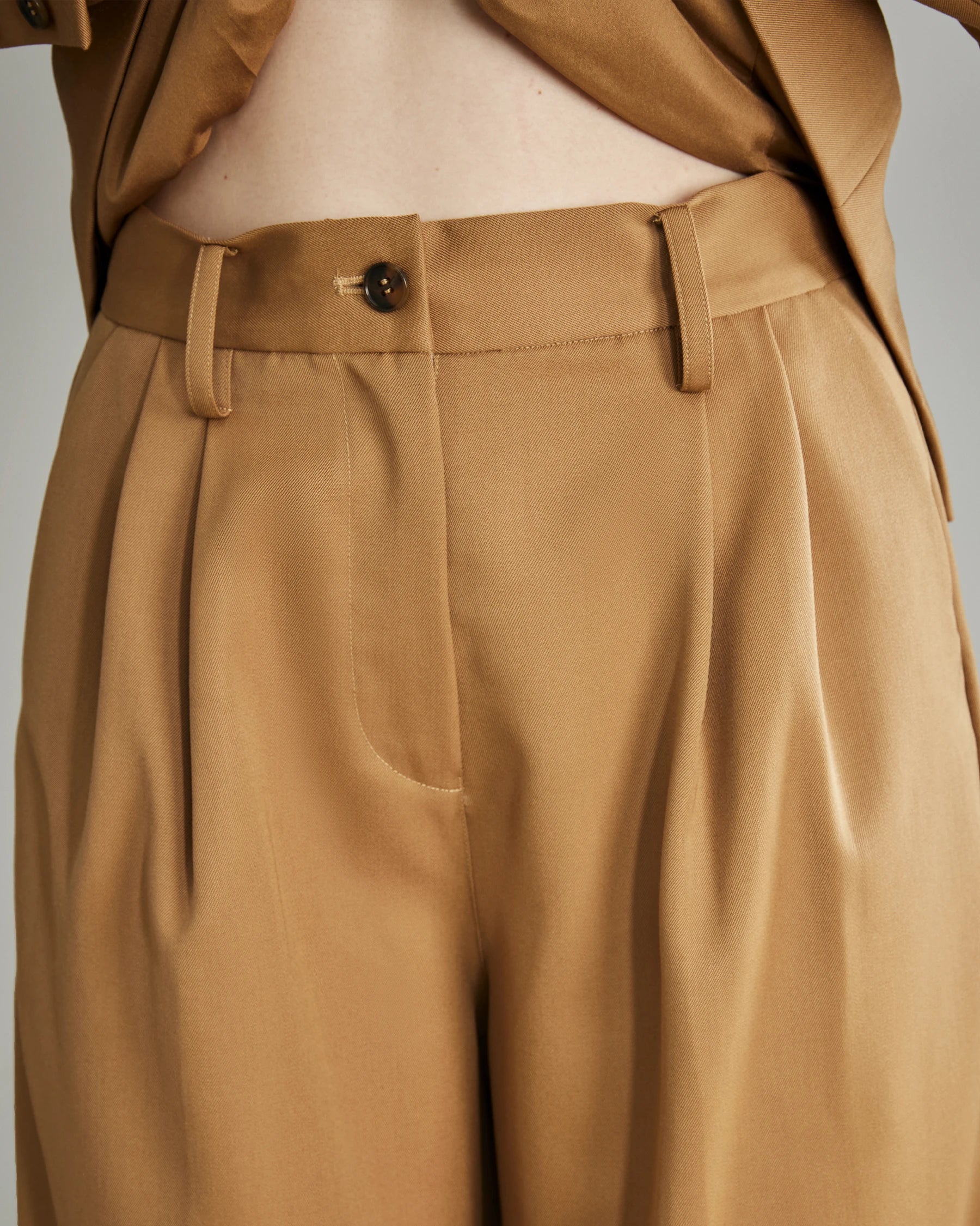 Women's Pleated Wool Wide Leg Pants