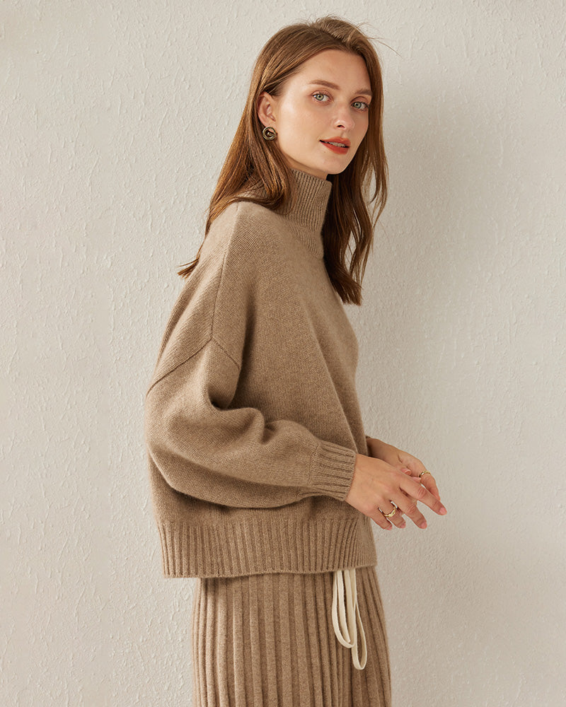 Luxe Oversized Cashmere Turtleneck Sweater